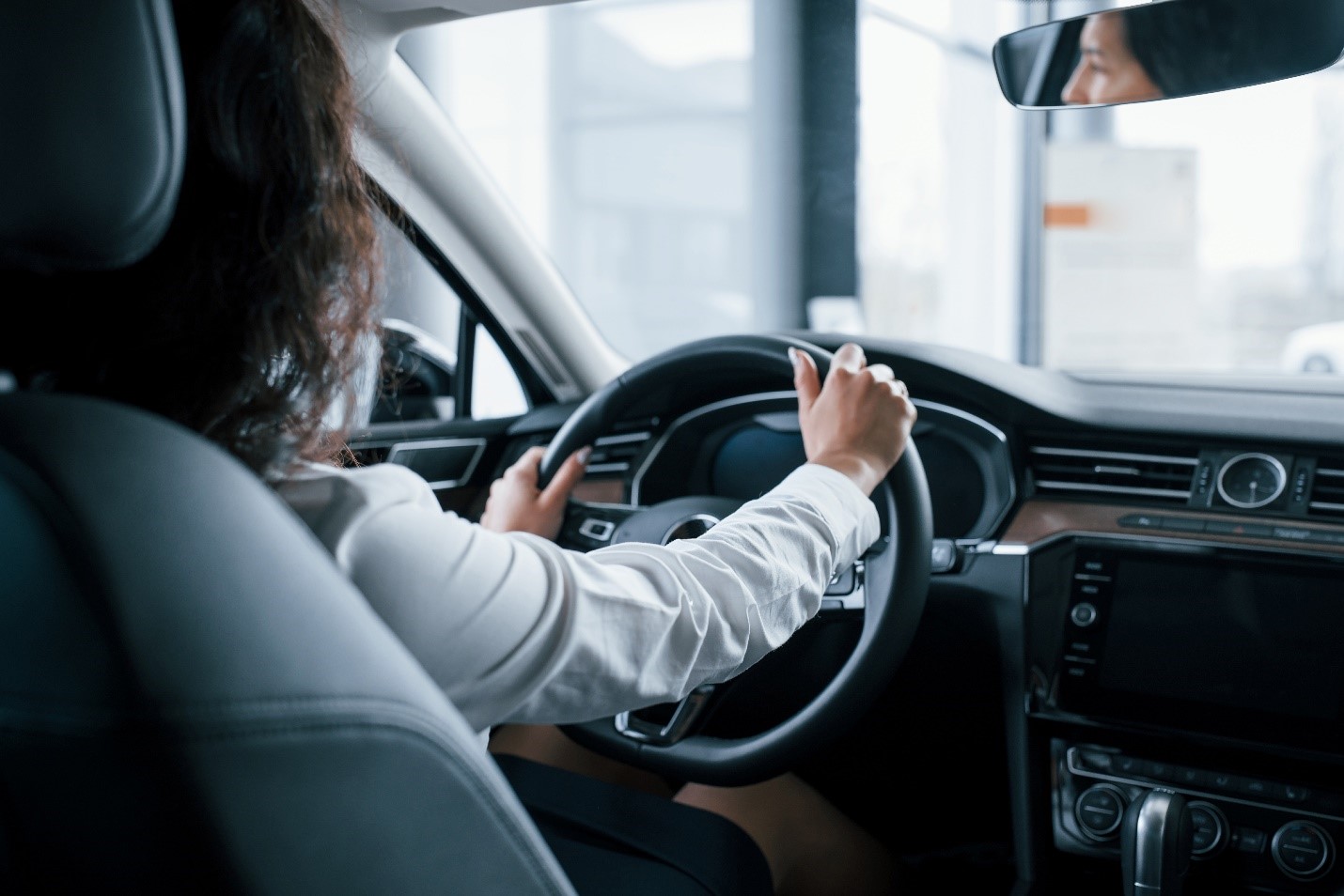 Busy Schedule? 6 Professional Hacks to Fit-In Driving Lessons